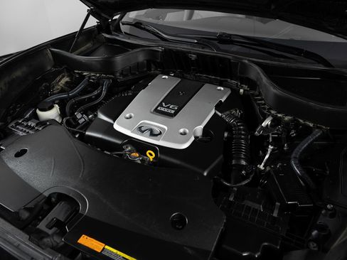 Used 2014 INFINITI QX70 AWD w/ Premium Package image 42