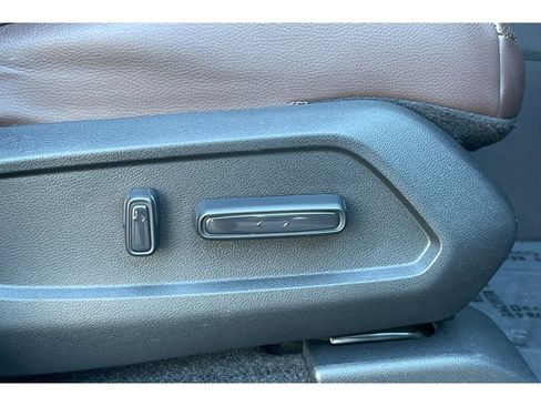 Certified 2023 Honda Pilot Elite image 23