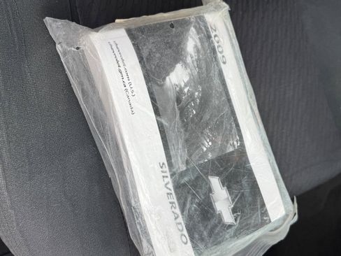 Used 2009 Chevrolet Silverado 2500 LT w/ Exterior Plus Package image 17