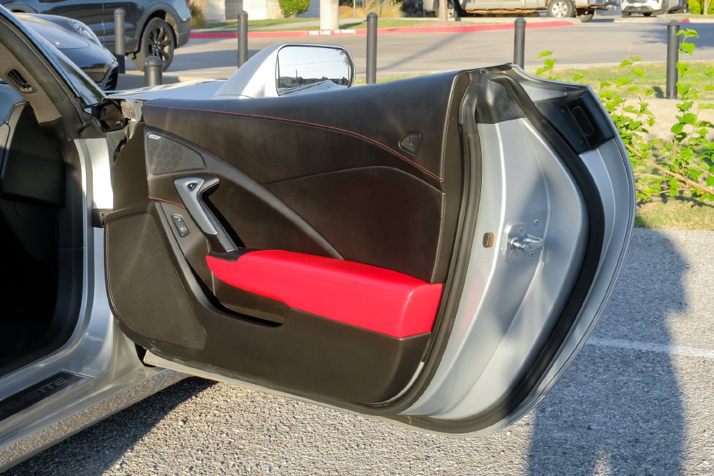 Used 2016 Chevrolet Corvette Stingray Coupe w/ 2LT Preferred Equipment Group RWD image 36