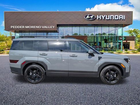 Used 2024 Hyundai Santa Fe SEL image 3