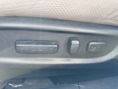 Used 2017 Honda Accord EX image 9