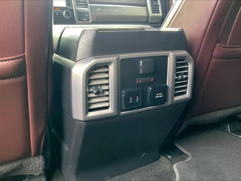 Used 2017 Ford F250 Platinum w/ Platinum Ultimate Package image 35