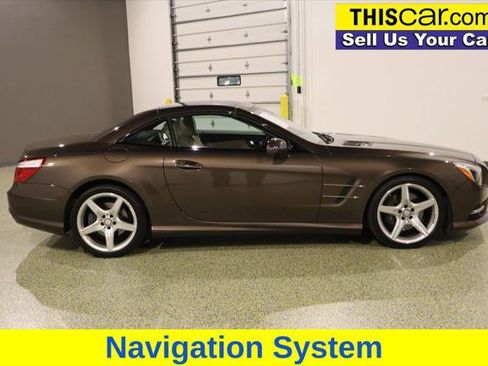 Used 2016 Mercedes-Benz SL 550 image 8