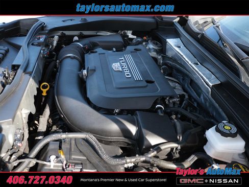 Used 2025 Cadillac XT4 Sport AWD/4WD image 43