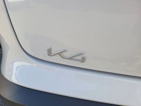 Used 2025 Kia K4 LXS image 7