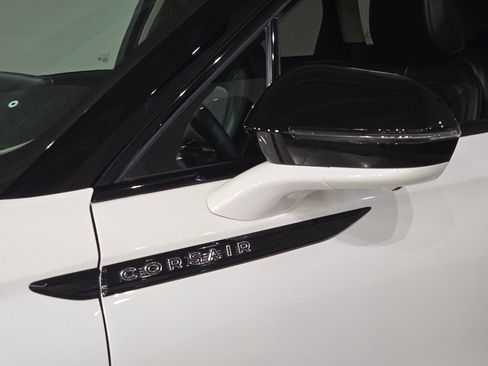 New 2025 Lincoln Corsair Reserve w/ Jet Appearance Package image 11