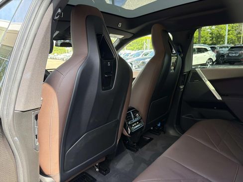 Used 2024 BMW iX xDrive50 w/ Convenience Package AWD/4WD image 12