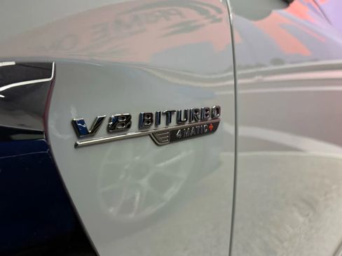 Used 2025 Mercedes-Benz AMG GT 63 image 4