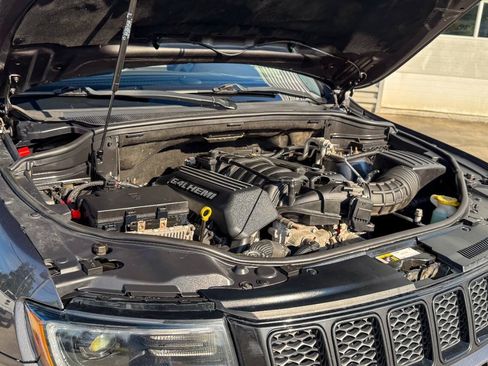 Used 2021 Jeep Grand Cherokee SRT AWD/4WD image 41