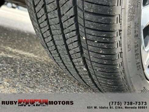 Used 2025 Toyota Crown Signia image 27