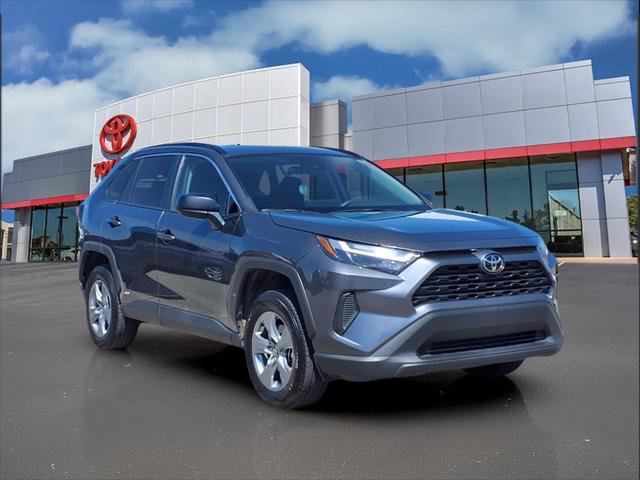 Certified 2025 Toyota RAV4 LE AWD/4WD image 1
