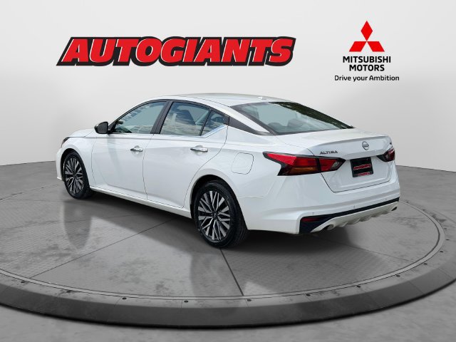 Used 2024 Nissan Altima 2.5 SV FWD image 4