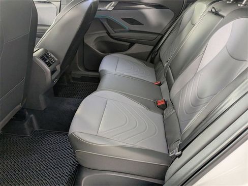 Used 2026 Volkswagen Tiguan SE R-Line image 29