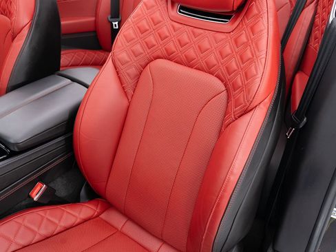 Used 2023 Bentley Continental GT Azure image 26