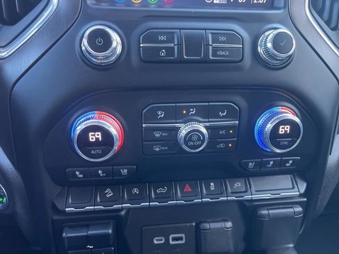 Used 2021 GMC Sierra 1500 AT4 image 16