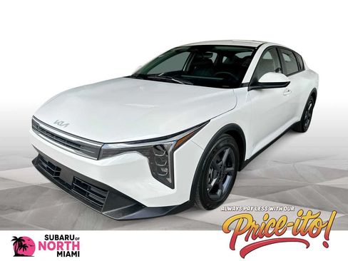 Used 2025 Kia K4 FWD image 1