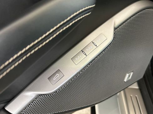 Used 2019 Ferrari Portofino RWD image 51
