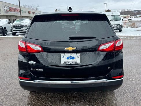 Used 2020 Chevrolet Equinox LT image 3