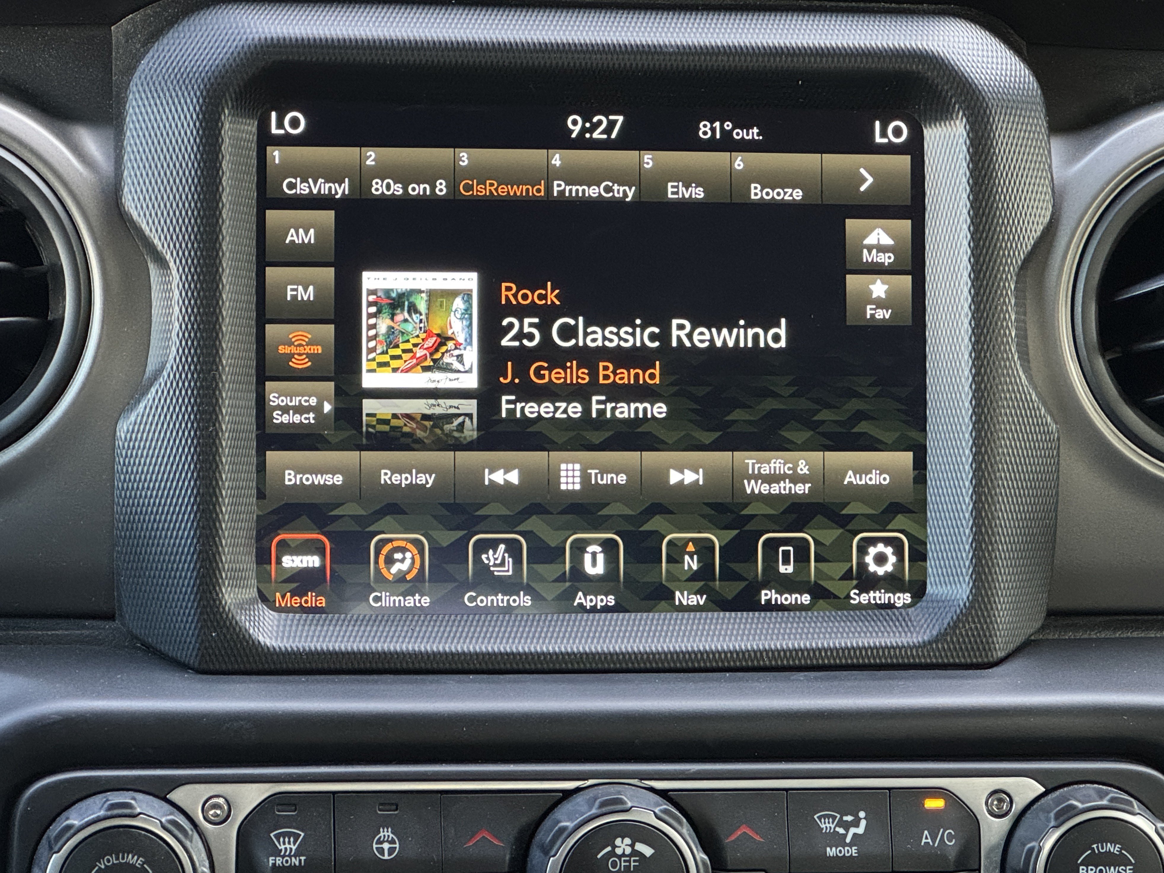 Used 2022 Jeep Wrangler Unlimited Sport AWD/4WD image 25