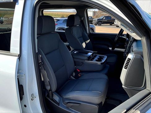 Used 2018 Chevrolet Silverado 1500 LT w/ Texas Edition image 6