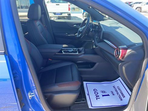 Used 2025 Chevrolet Equinox RS w/ Safety and Technology Package FWD image 10