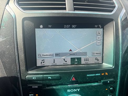 Used 2018 Ford Explorer Sport w/ Equipment Group 401A AWD/4WD image 17