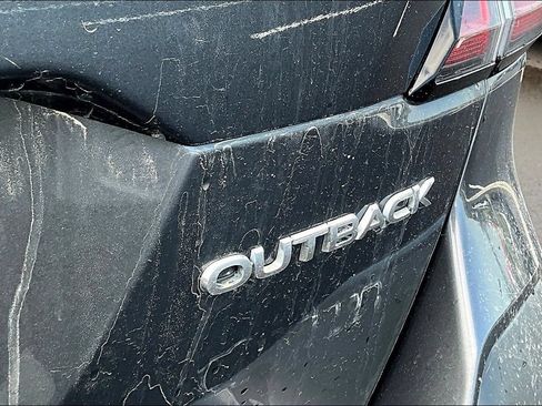 Used 2022 Subaru Outback Limited AWD/4WD image 21
