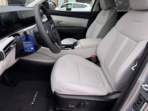 New 2026 Hyundai Tucson SEL image 8