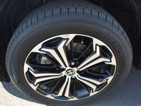 Used 2025 Toyota RAV4 XSE image 27