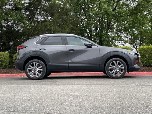 Used 2021 MAZDA CX-30 AWD 2.5 S w/ Premium Package image 2