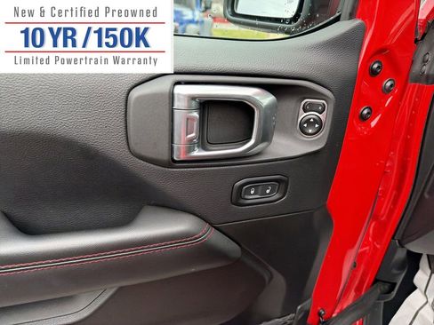 Used 2024 Jeep Gladiator Rubicon w/ Technology Group image 15