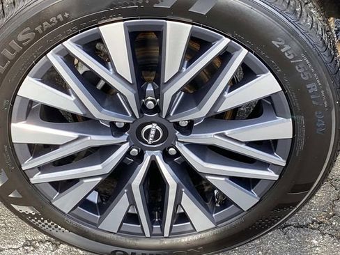 Used 2025 Nissan Altima 2.5 SV image 26