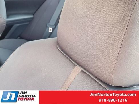 Used 2019 Toyota Camry LE FWD image 16