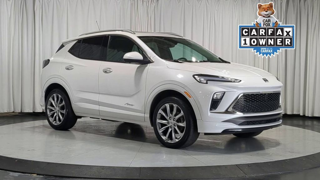 Used 2024 Buick Encore GX Avenir w/ Avenir Technology Package AWD/4WD image 2