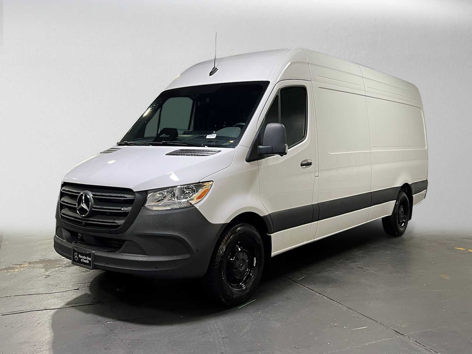 Used 2026 Mercedes-Benz Sprinter 2500 image 7
