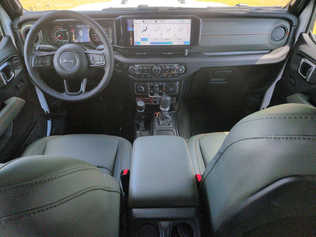 New 2026 Jeep Gladiator Mojave AWD/4WD image 30