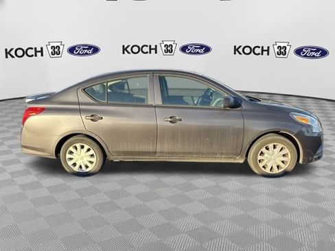 Used 2015 Nissan Versa S Plus image 8