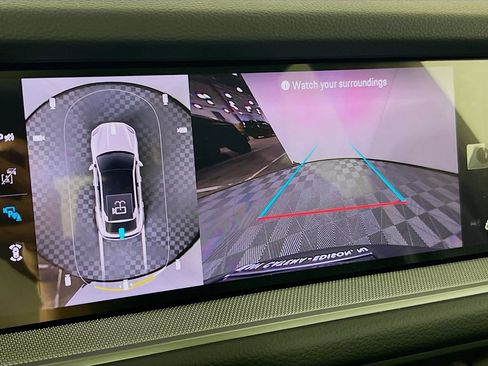 New 2026 Porsche Cayenne Coupe AWD/4WD image 17