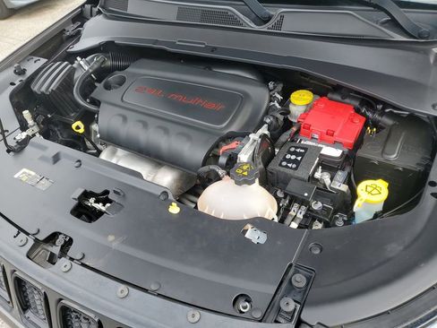 Used 2021 Jeep Compass Altitude image 8