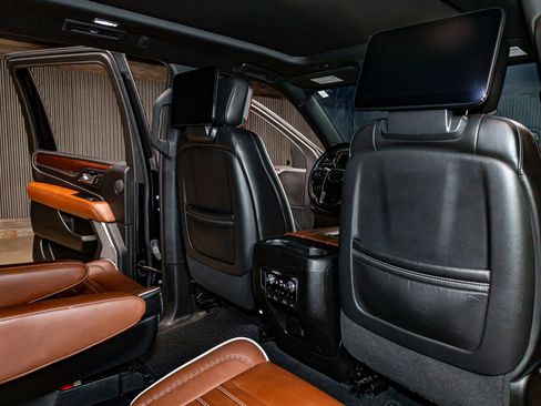 Used 2023 GMC Yukon XL Denali Ultimate image 23