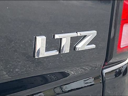 Used 2024 Chevrolet Silverado 3500 LTZ w/ LTZ Premium Package image 27