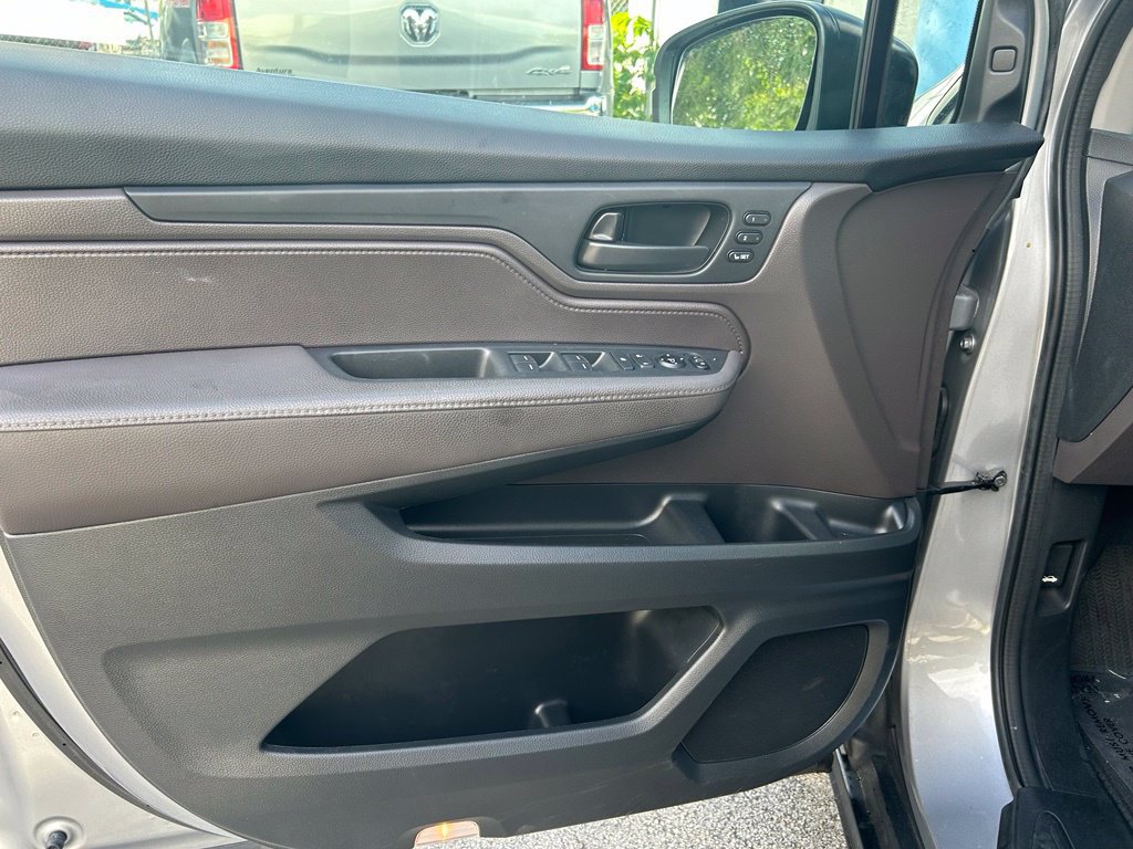 Used 2018 Honda Odyssey EX-L image 15