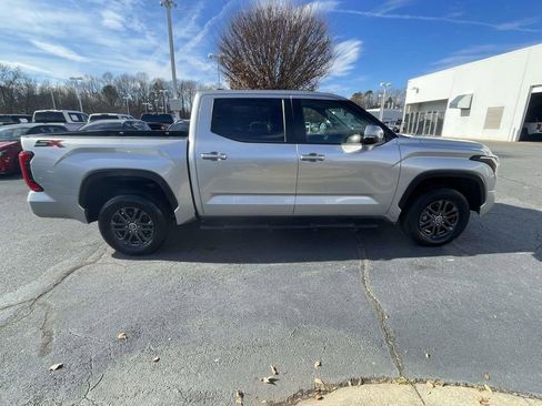 Used 2024 Toyota Tundra SR5 w/ SR5 Convenience Package image 12