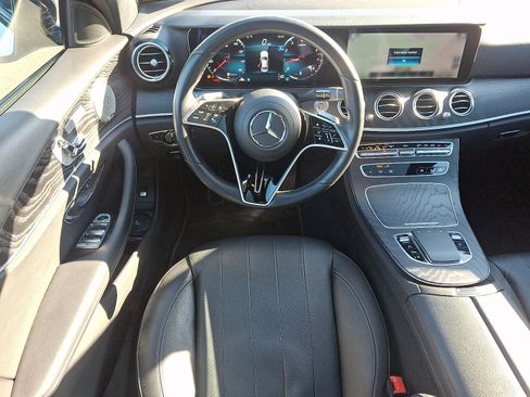 Used 2021 Mercedes-Benz E 350 4MATIC Sedan image 10