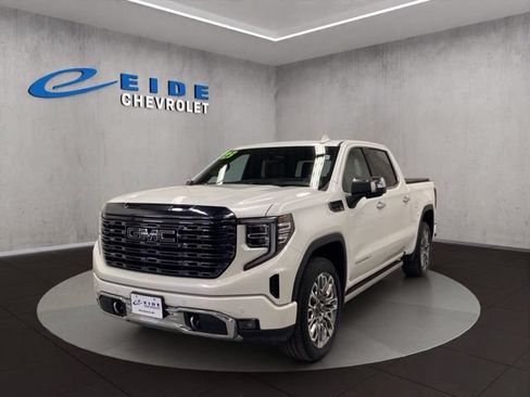 Used 2023 GMC Sierra 1500 Denali Ultimate AWD/4WD image 11