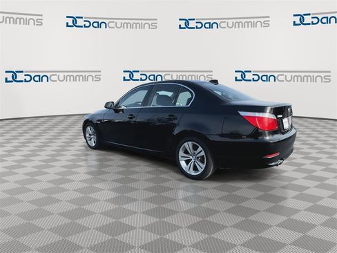 Used 2010 BMW 528i Sedan image 6