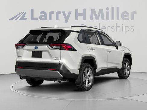 Used 2021 Toyota RAV4 Limited AWD/4WD image 2