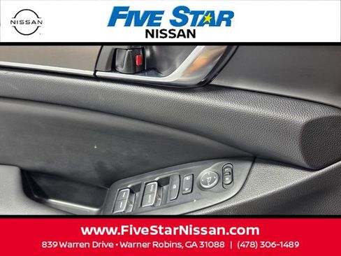 Used 2022 Honda Accord LX image 29