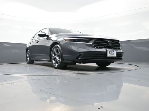 Certified 2023 Honda Accord EX image 26